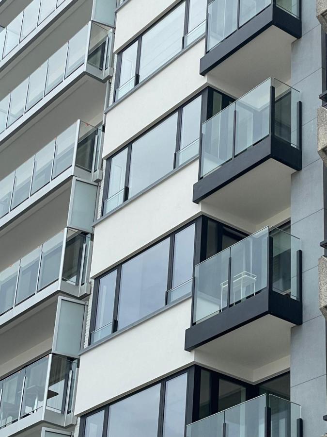 Middelkerke Volledig gerenoveerd appartement met zeezicht Buitenkant foto